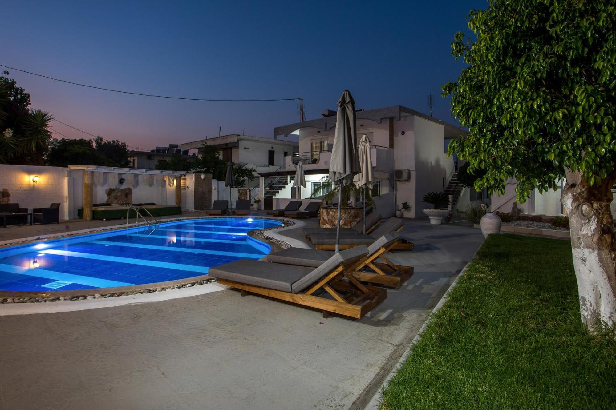 Toulas Studios & Apts No2 فاليراكي المظهر الخارجي الصورة